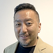 （株）オアシスライフスタイルグループ CEO 関谷有三氏